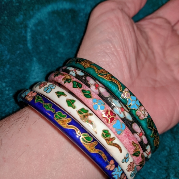 Bundle of Bangle Bracelets (Set of 5) - Picture 8 of 10